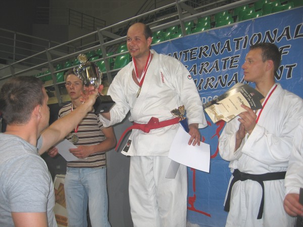M. Kazlauskas open kumite rungties nugalÄ—tojas ir pripažintas geriausiu turnyro kovotoju