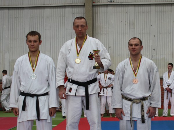 Indivudualios vyrų kumite prizininkai